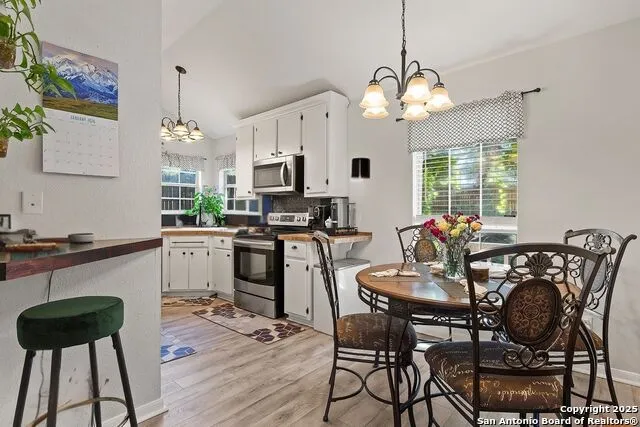 204 Lake Park Canyon Lake, TX 78133