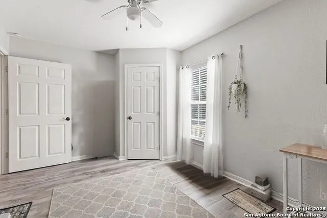 204 Lake Park Canyon Lake, TX 78133