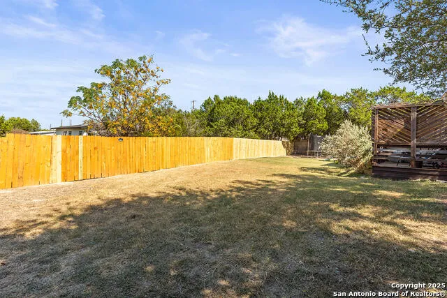 204 Lake Park Canyon Lake, TX 78133