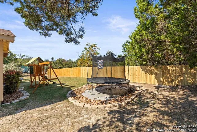 204 Lake Park Canyon Lake, TX 78133