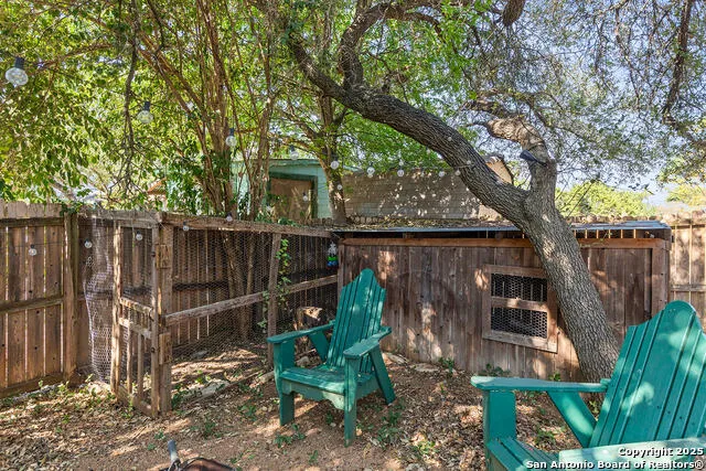 204 Lake Park Canyon Lake, TX 78133
