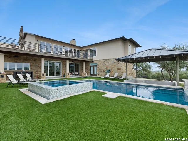 298 Table Rock Helotes, TX 78023