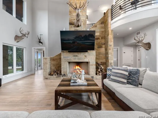 298 Table Rock Helotes, TX 78023