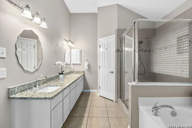 26517 S Glenrose San Antonio, TX 78260