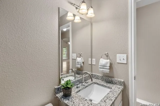 26517 S Glenrose San Antonio, TX 78260