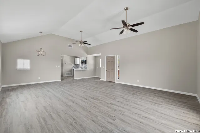 113 CRESTLINE DR Pleasanton, TX 78064