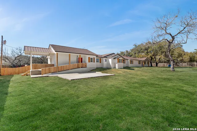113 CRESTLINE DR Pleasanton, TX 78064