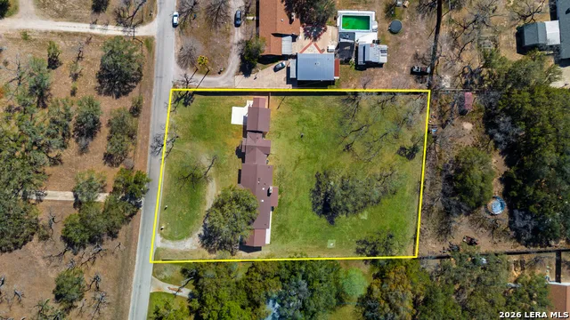 113 CRESTLINE DR Pleasanton, TX 78064