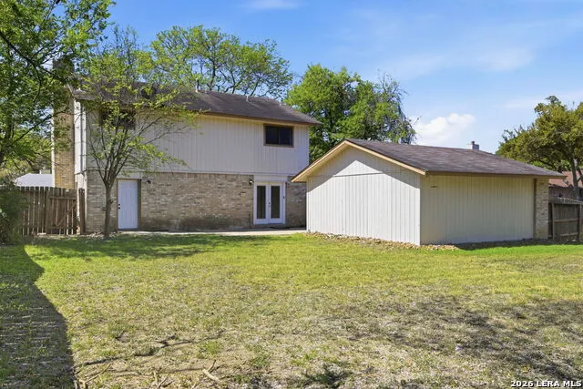 2703 Red Tree San Antonio, TX 78248