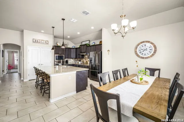 117 Fairway Floresville, TX 78114