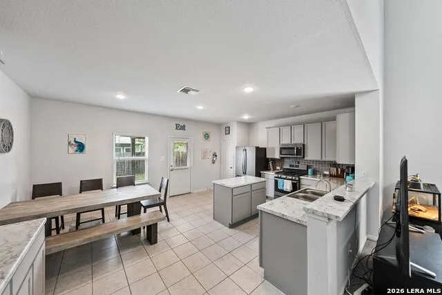 8908 Portobello Way Converse, TX 78109