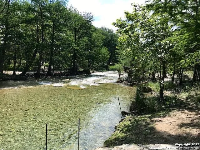 50 Indian Paintbrush Trail Concan, TX 78838