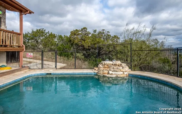 50 Indian Paintbrush Trail Concan, TX 78838