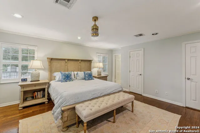 106 Morningside Dr Terrell Hills, TX 78209