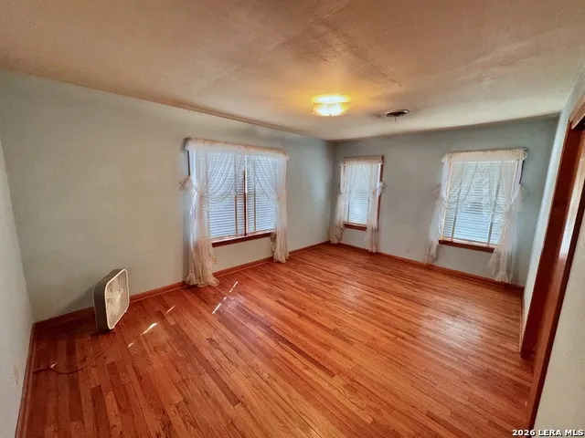 212 Patrick Pleasanton, TX 78064