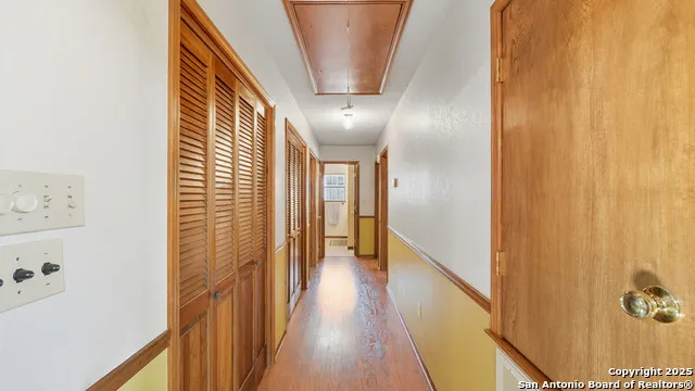 400 W Person Stockdale, TX 78160