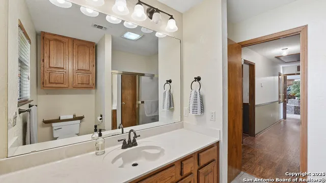 400 W Person Stockdale, TX 78160