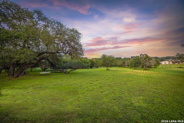 625 HAVEN POINT LOOP New Braunfels, TX 78132