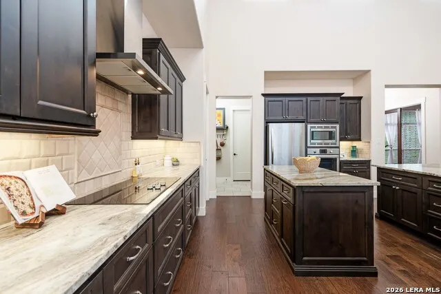 625 HAVEN POINT LOOP New Braunfels, TX 78132