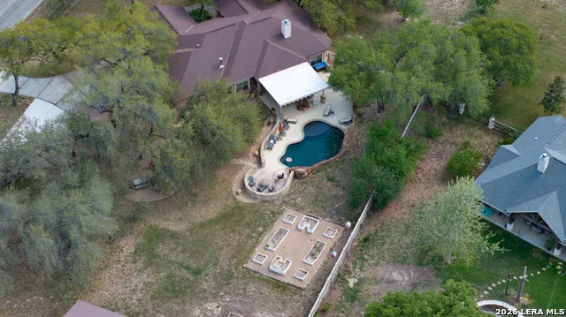 128 Bucks Ln La Vernia, TX 78121
