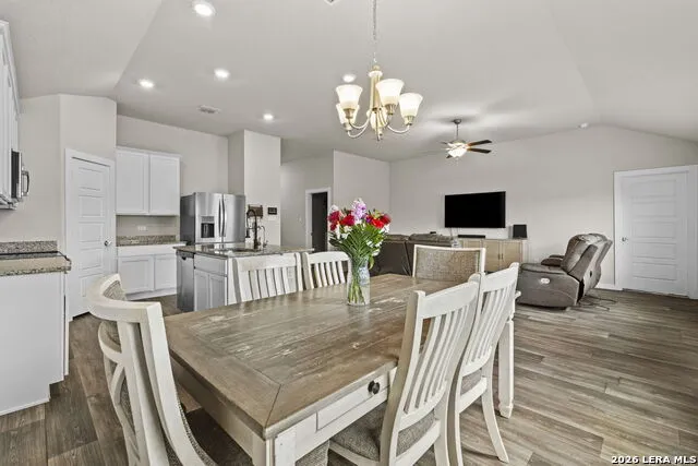 5403 PEARL VLY San Antonio, TX 78242