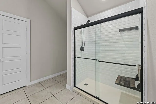 5403 PEARL VLY San Antonio, TX 78242