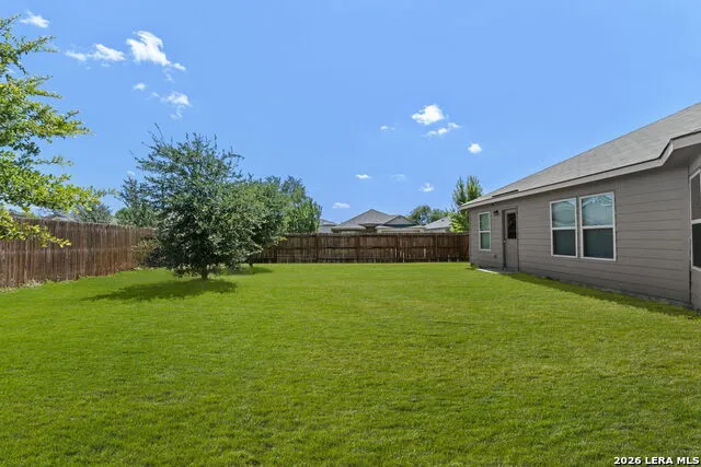 5403 PEARL VLY San Antonio, TX 78242