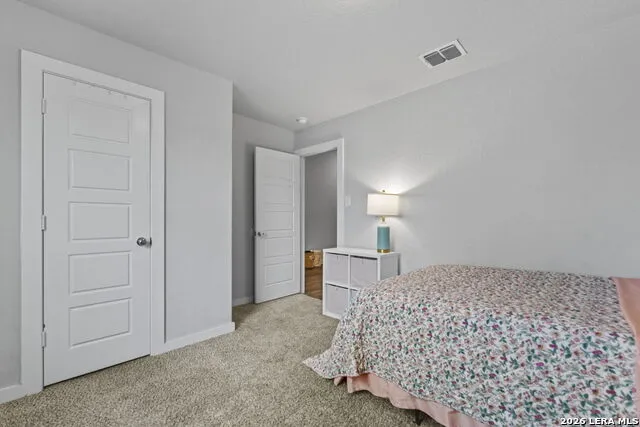 5403 PEARL VLY San Antonio, TX 78242