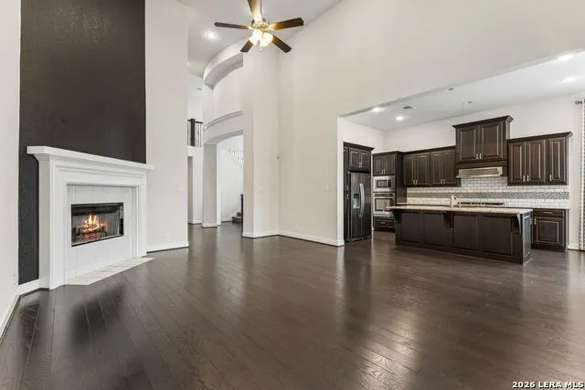 25847 Warbler View San Antonio, TX 78255