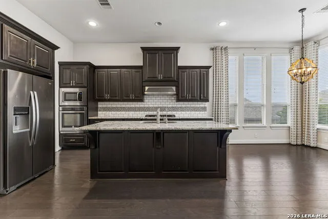 25847 Warbler View San Antonio, TX 78255