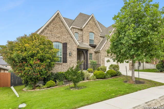 25847 Warbler View San Antonio, TX 78255