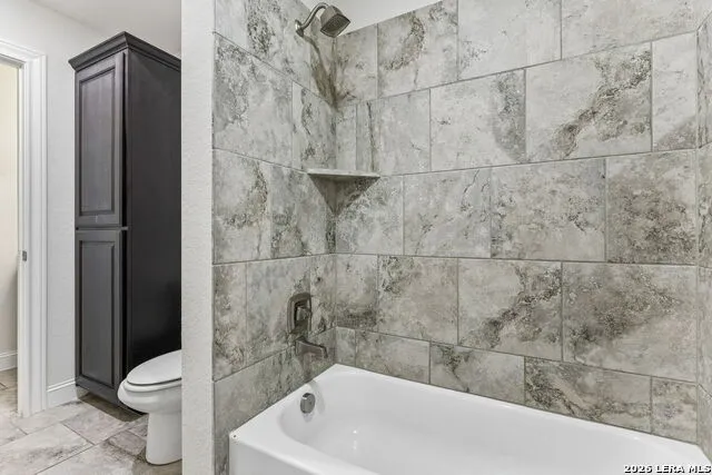 25847 Warbler View San Antonio, TX 78255
