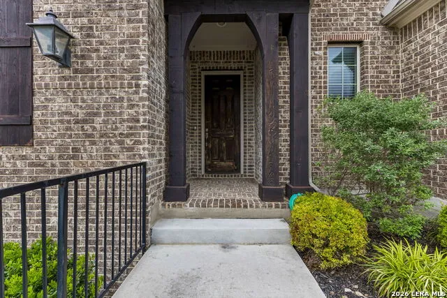 25847 Warbler View San Antonio, TX 78255