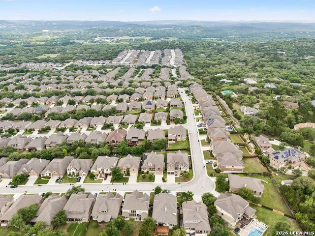 25847 Warbler View San Antonio, TX 78255