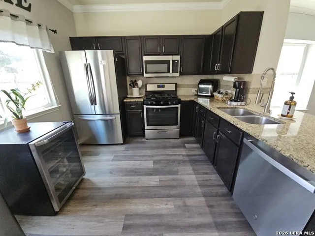 106 WAINSCOT OAK WAY San Marcos, TX 78666