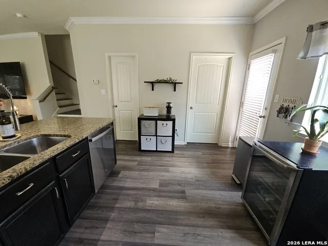 106 WAINSCOT OAK WAY San Marcos, TX 78666