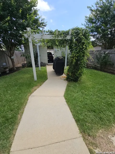 106 WAINSCOT OAK WAY San Marcos, TX 78666