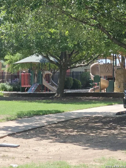 106 WAINSCOT OAK WAY San Marcos, TX 78666