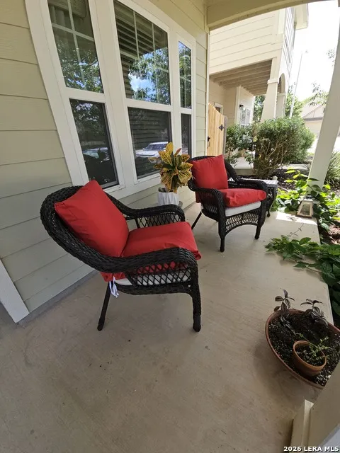 106 WAINSCOT OAK WAY San Marcos, TX 78666
