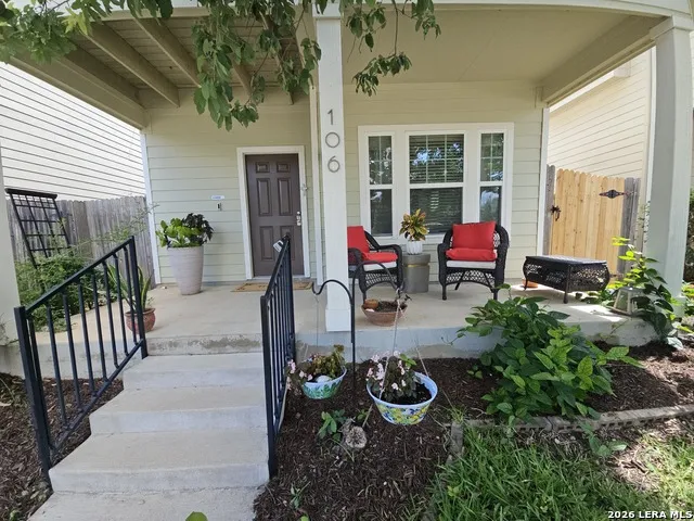 106 WAINSCOT OAK WAY San Marcos, TX 78666