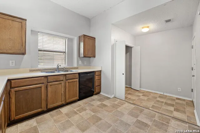 8419 Tiguex Universal City, TX 78148
