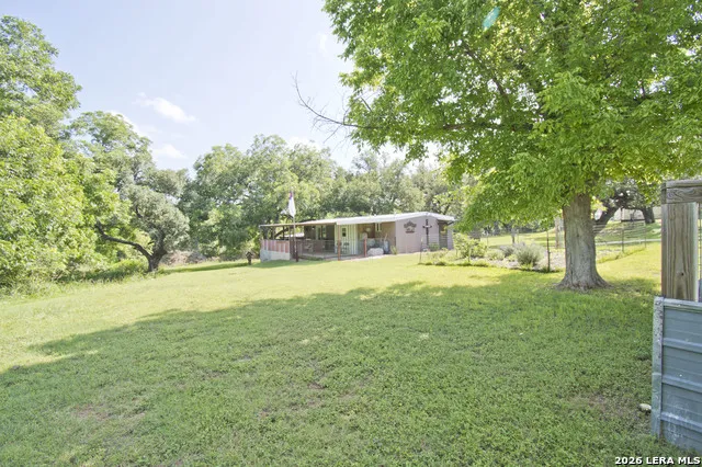 702 E Schubert Fredericksburg, TX 78624