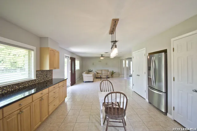 702 E Schubert Fredericksburg, TX 78624