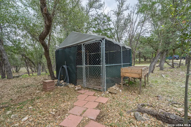 374 W County Road 2481 Hondo, TX 78861