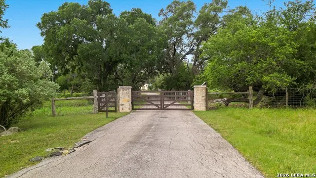 426 CORDILLERA TRCE Boerne, TX 78006