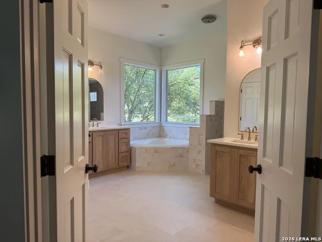 426 CORDILLERA TRCE Boerne, TX 78006