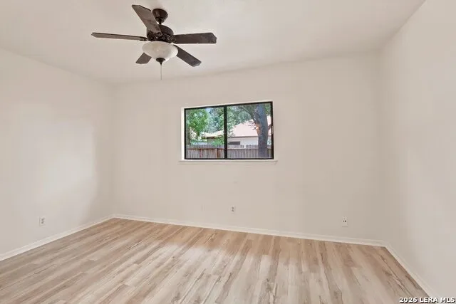 6807 CELES MEADOW DR Converse, TX 78109