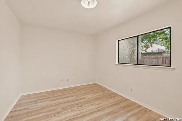 6807 CELES MEADOW DR Converse, TX 78109