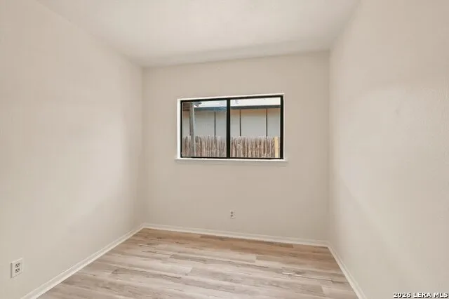 6807 CELES MEADOW DR Converse, TX 78109