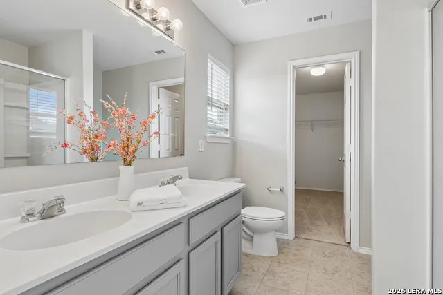 10127 ROUND RDG San Antonio, TX 78254